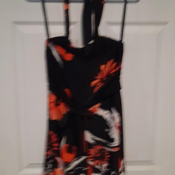 Halter style Dress - Picture 2 of 2